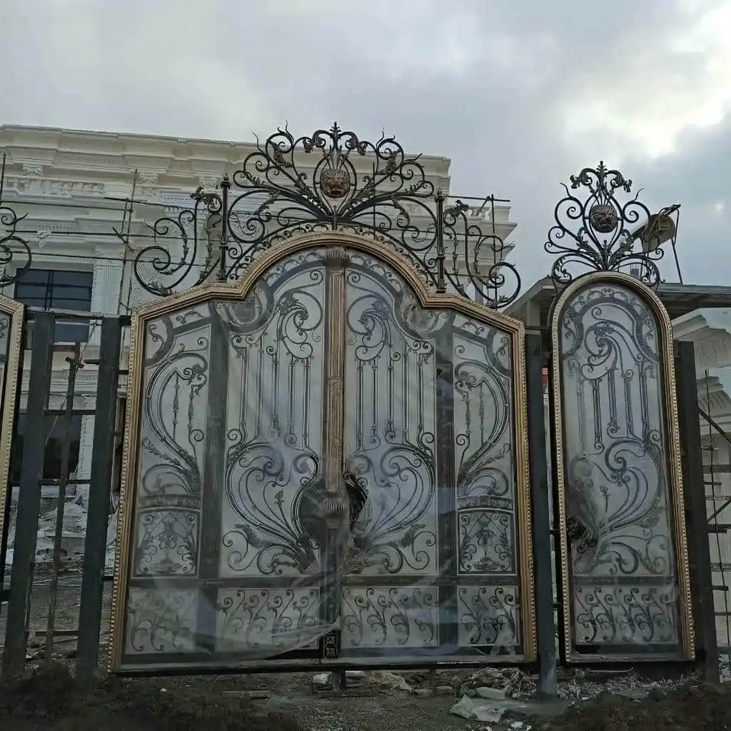 خرید درب فرفورژه فلزی جدید با ابعاد سفارشی