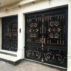 طراحی و ساخت درب پارکینگ