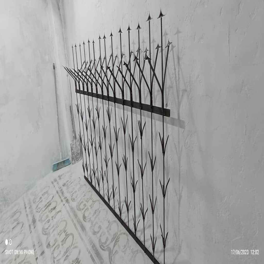 حفاظ شمشادی رنگ قهوه&zwnj;ای سوخته برای محیط&zwnj;های صنعتی و باغی