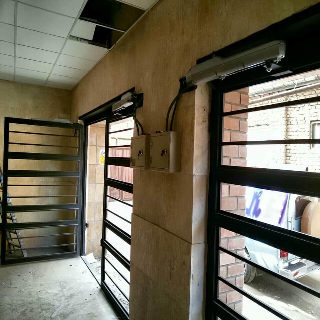 نصب جک درب پارکینگ اتوماتیک در سقز