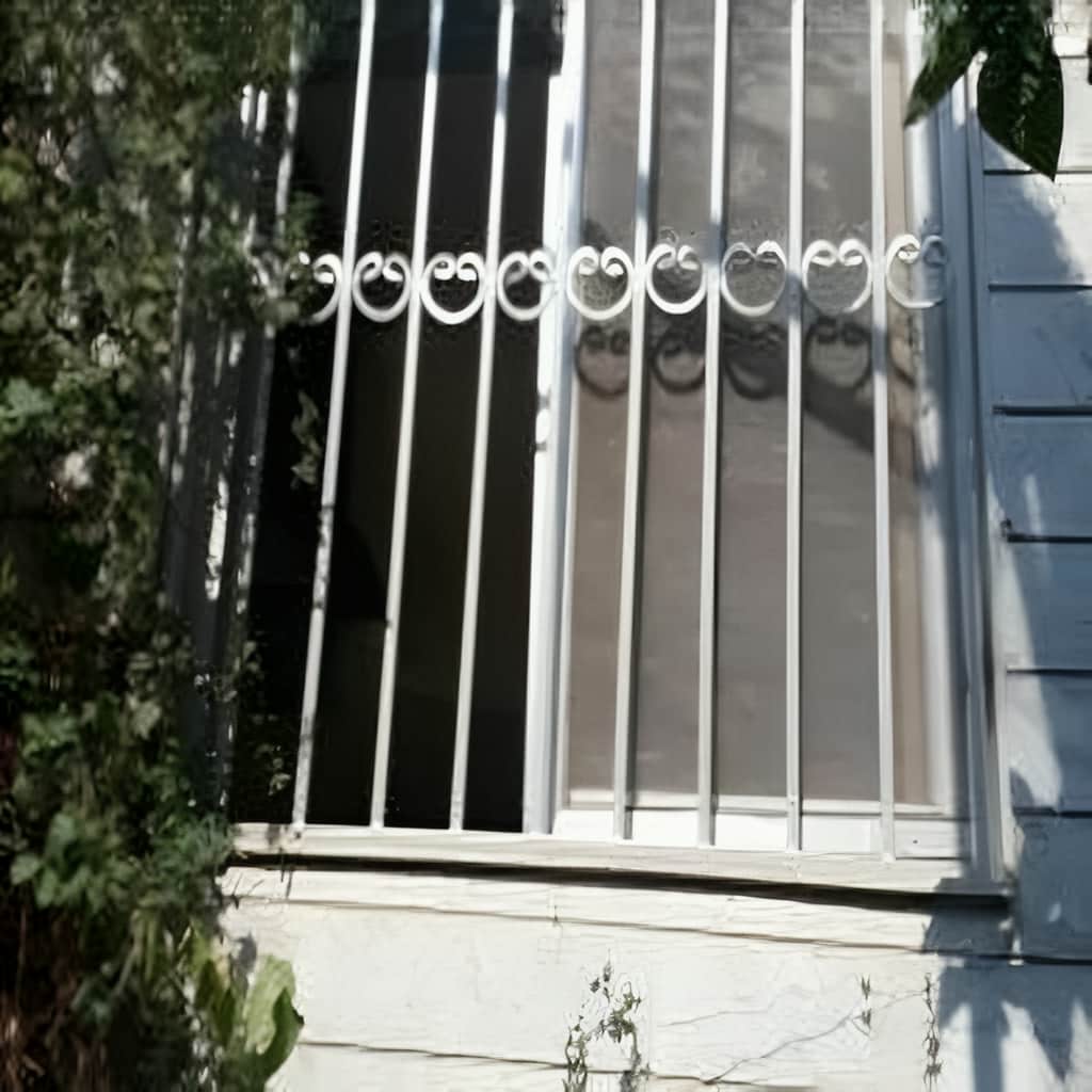 حفاظ پنجره در اصفهان