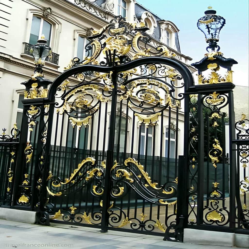 نصب درب حیاط ساده در مهرشهر کرج