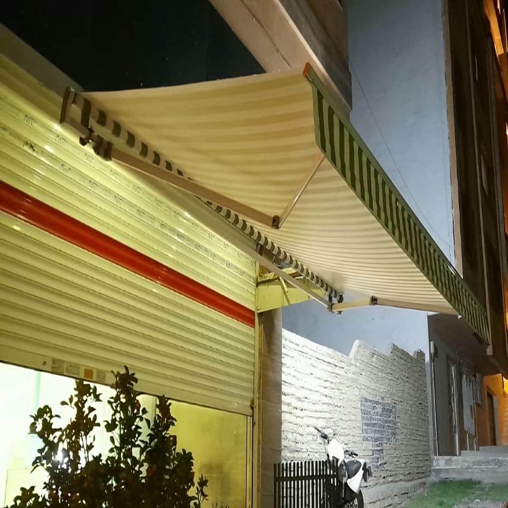 خرید سایبان برقی بازویی در مریوان