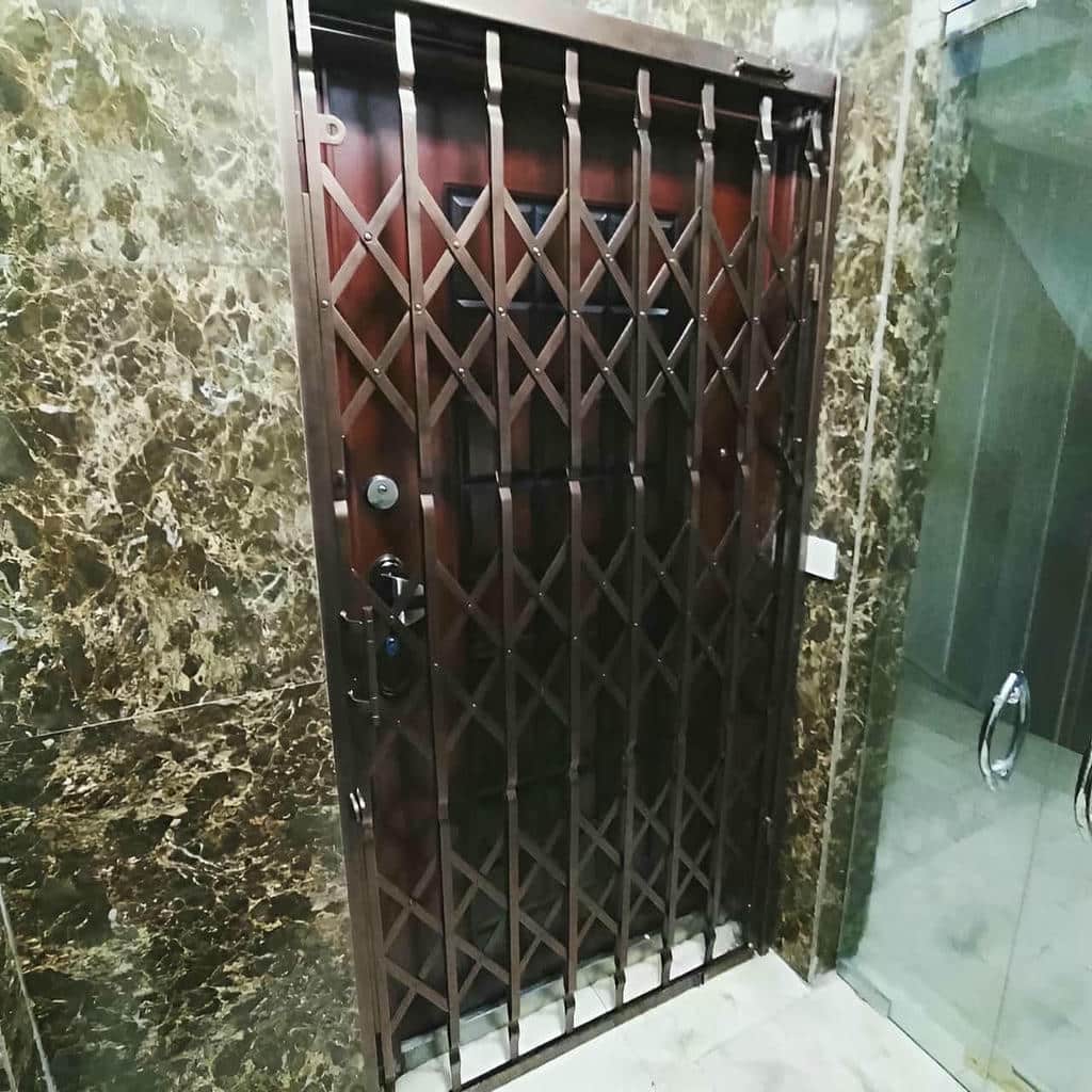 کارخانه درب آکاردئونی چهار گل در آبادان