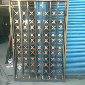 درب آکاردئونی در اصفهان