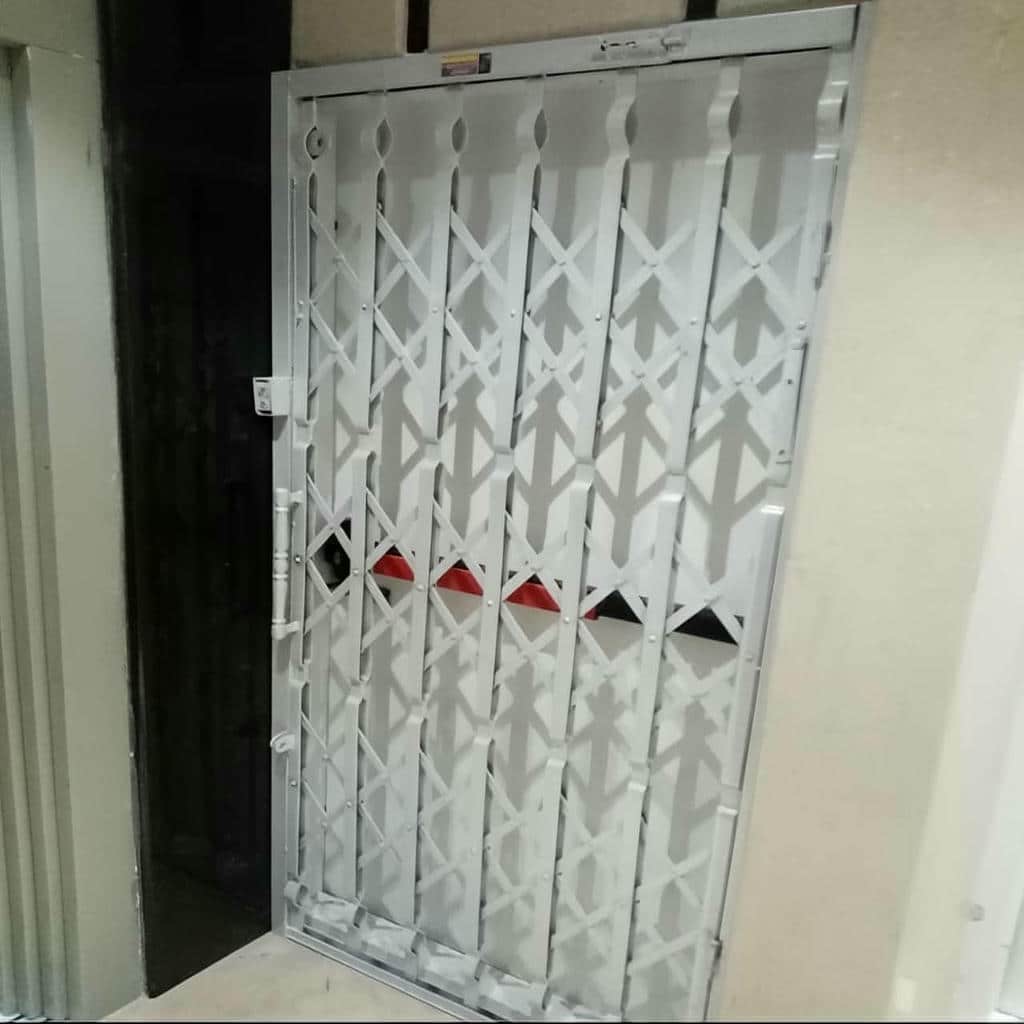 کارخانه درب آکاردئونی پوشش ضدزنگ در سمنان
