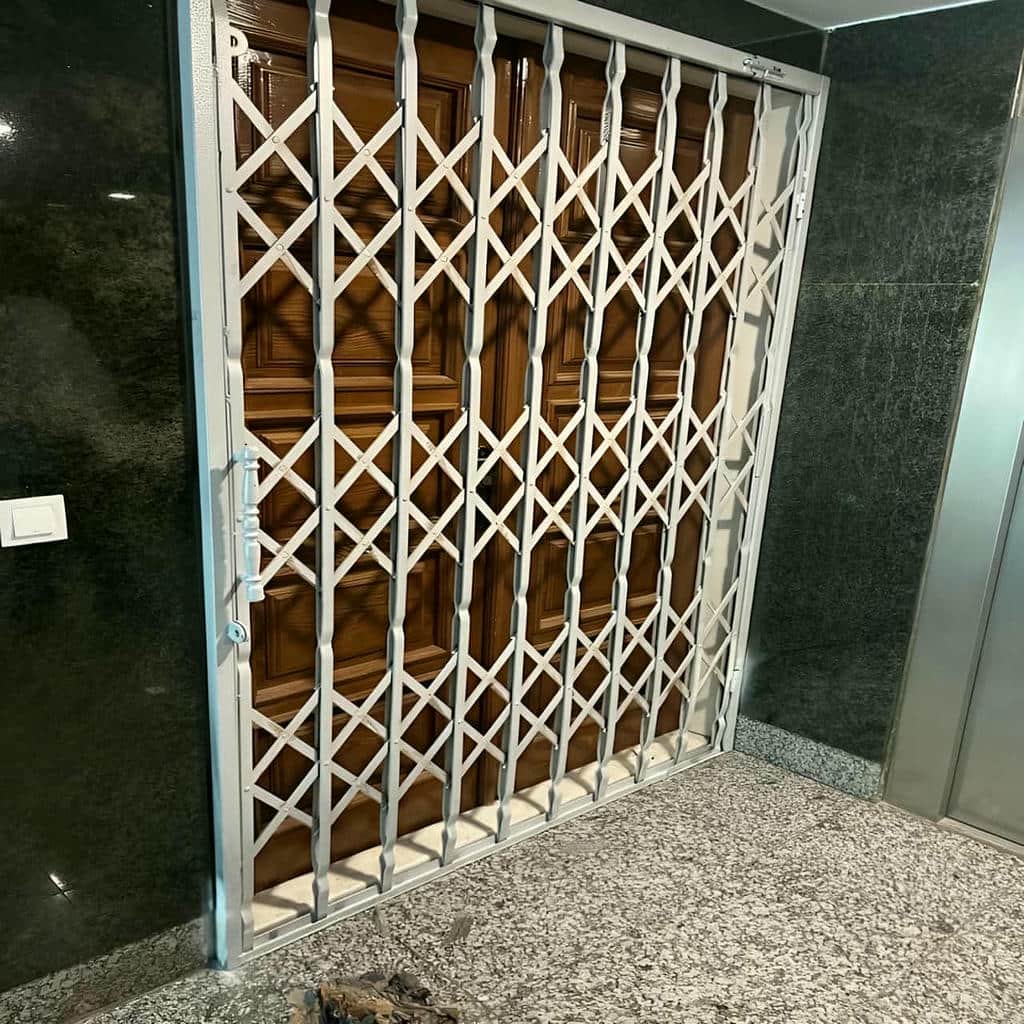 قیمت درب آکاردئونی چهارگل در کرج