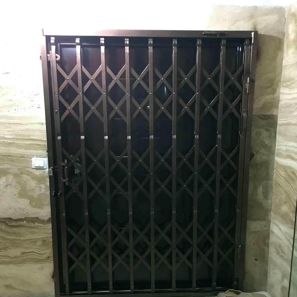 قیمت درب آکاردئونی قفل ضدبرش در سیرجان