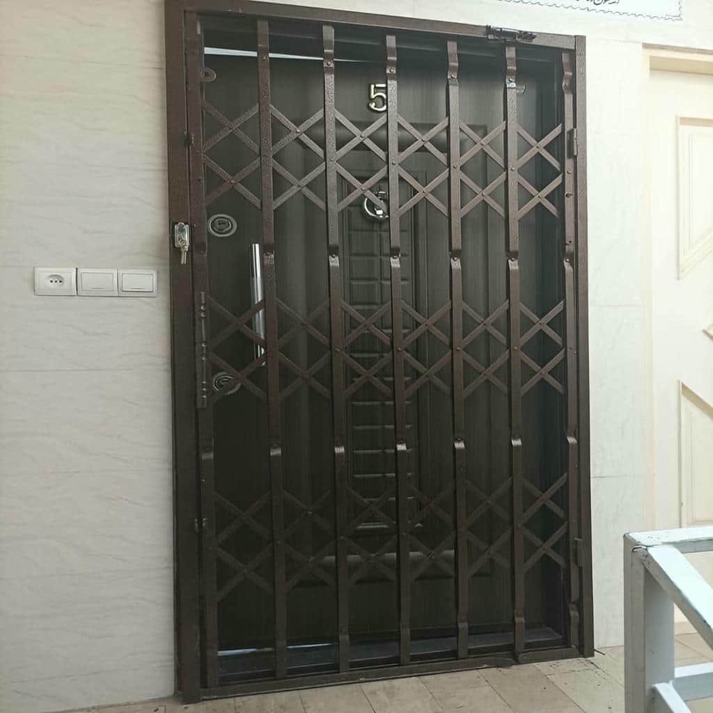 فروش درب آکاردئونی سه گل در استان مازندران
