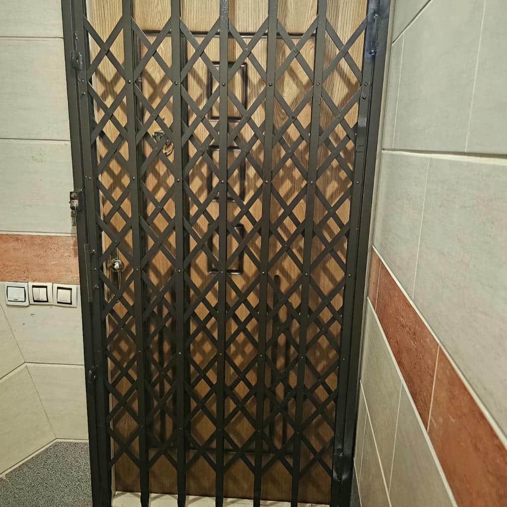 خرید درب آکاردئونی تاشو در بندر انزلی