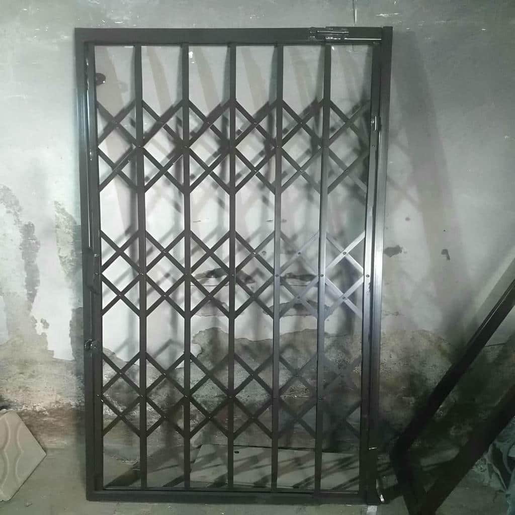 خرید درب آکاردئونی قفل ضدبرش در فیروزکوه