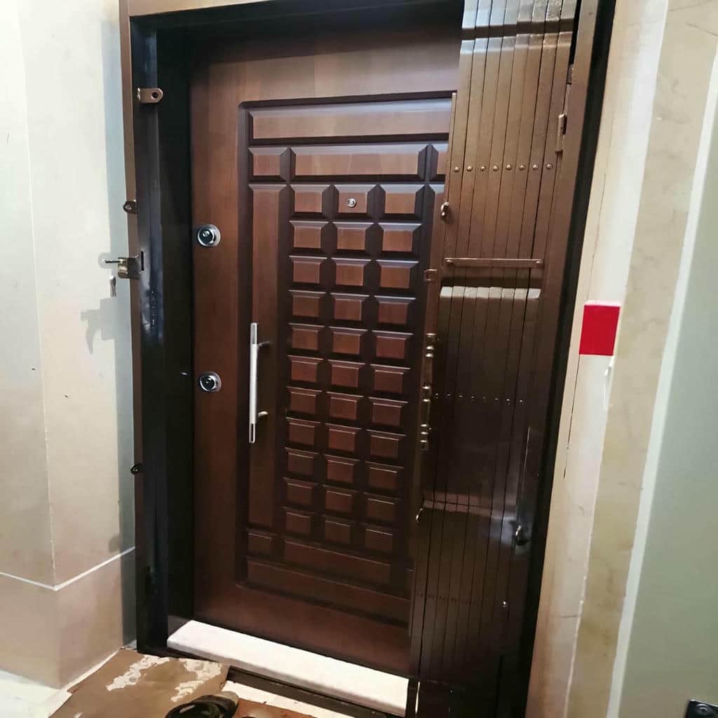 خرید درب آکاردئونی خطوط در آمل