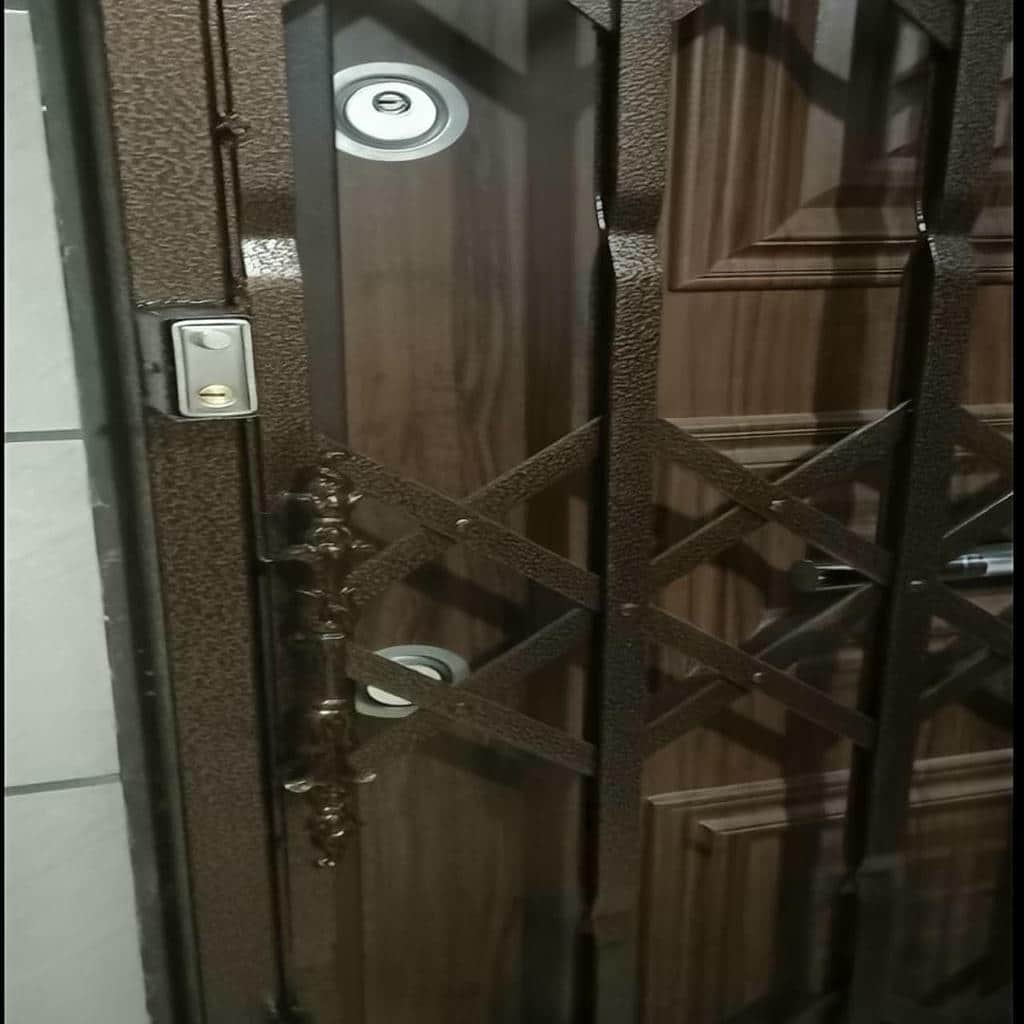 کارخانه درب آکاردئونی ریل مخفی در قزوین