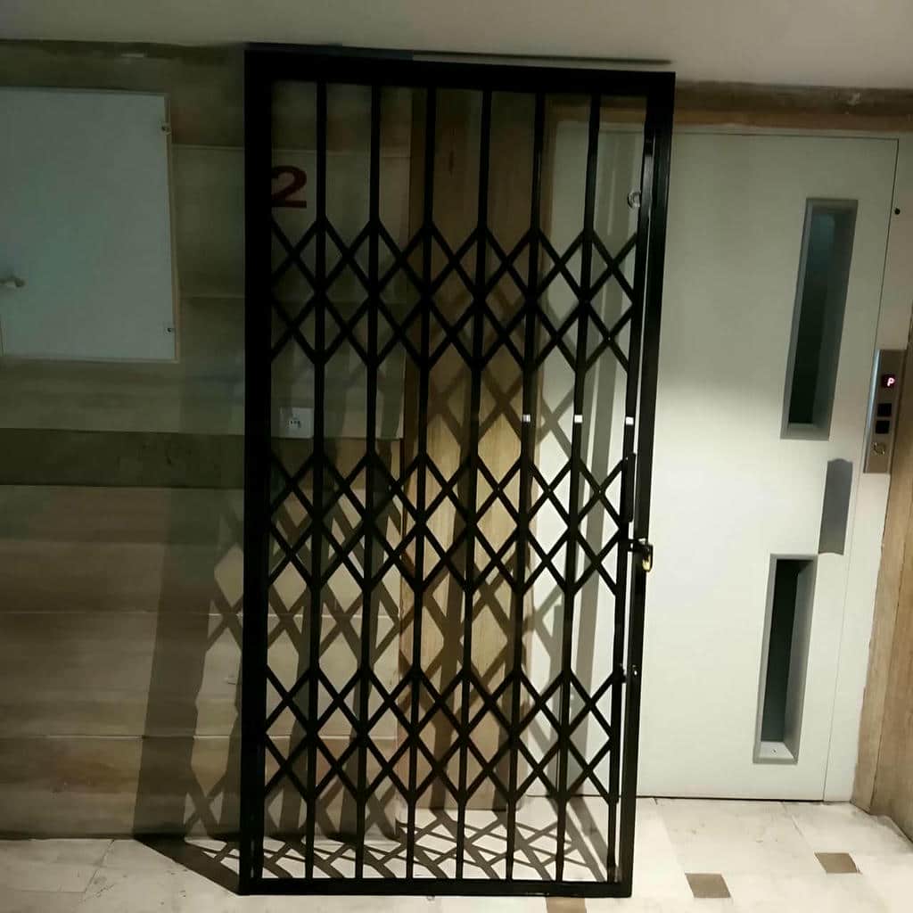فروش درب آکاردئونی ضدزنگ در ساوه فروش درب آکاردئونی ضدزنگ در ساوه