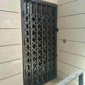 درب آکاردئونی در کیش
