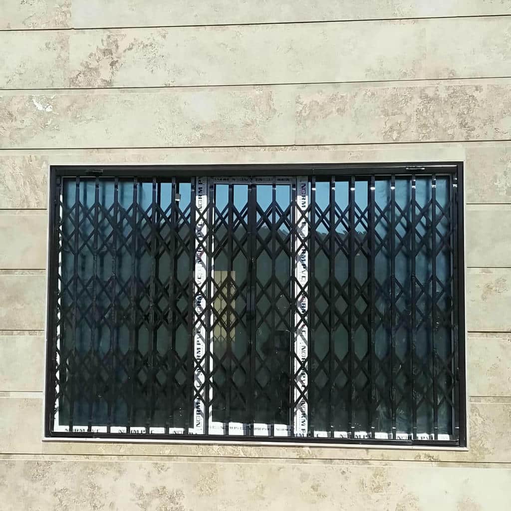 خرید درب آکاردئونی تمام گل در بندر لنگه