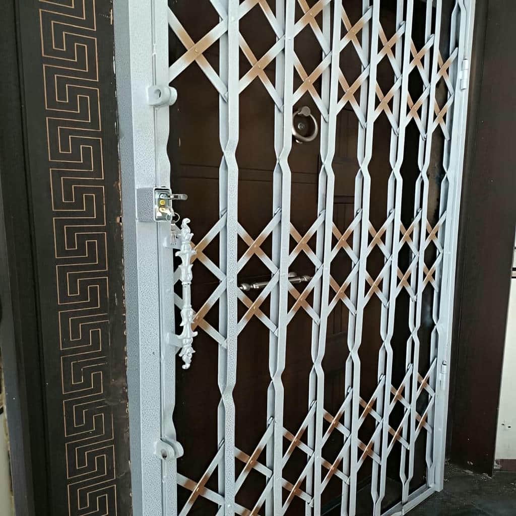 کارخانه درب آکاردئونی تاشو کم&zwnj;جا در چابهار