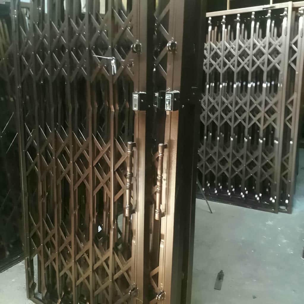 قیمت درب آکاردئونی سه گل در یزد