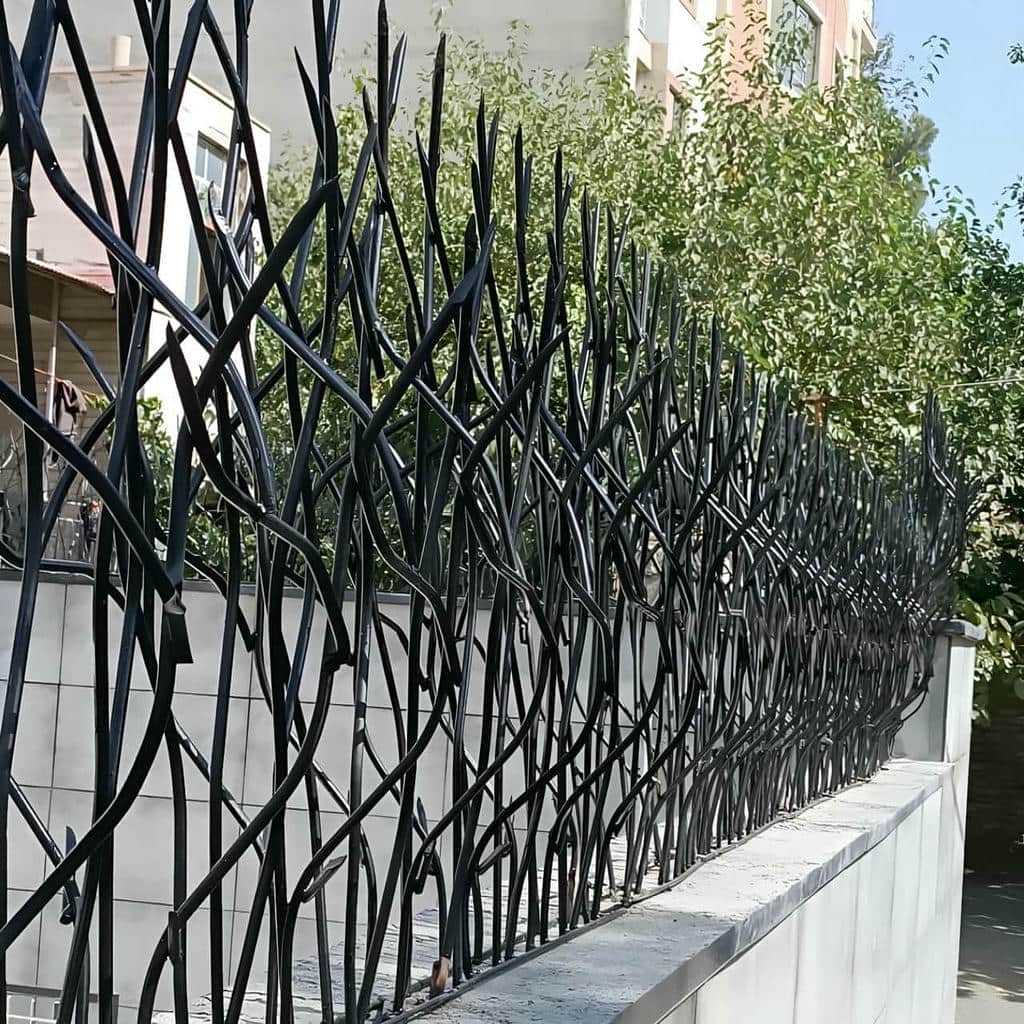 حفاظ شاخ گوزنی در فیروزکوه