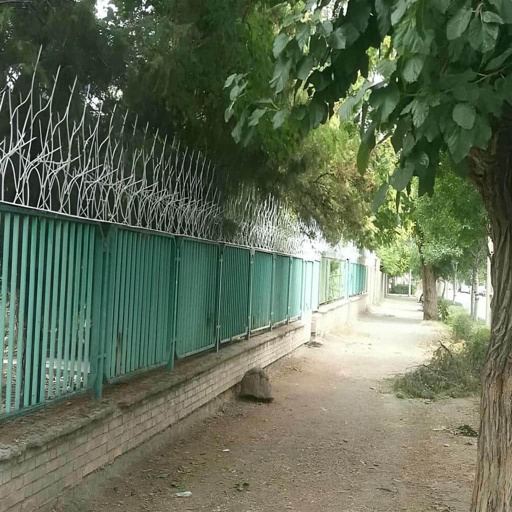 نصب حفاظ شاخ گوزنی ارتفاع سفارشی در گرگان