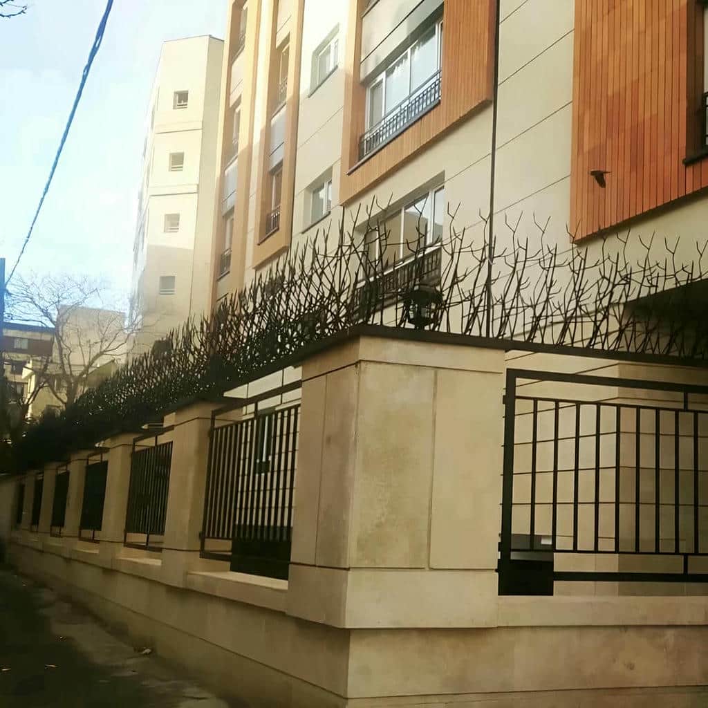 نصب حفاظ شاخ گوزنی ضدزنگ در همدان