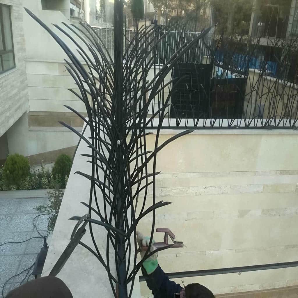 حفاظ شاخ گوزنی در اشتهارد