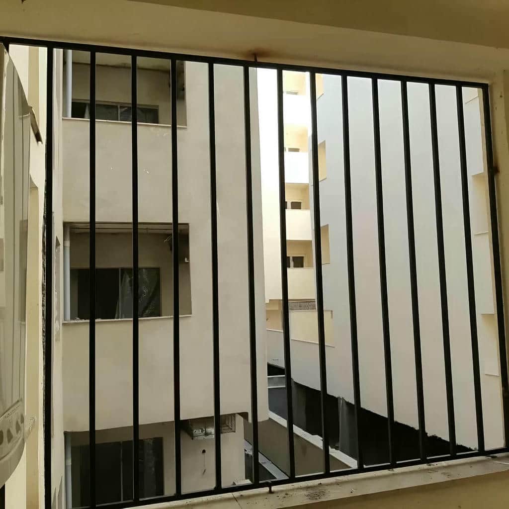 نصب حفاظ پنجره سیستم بازشو در اندیشه