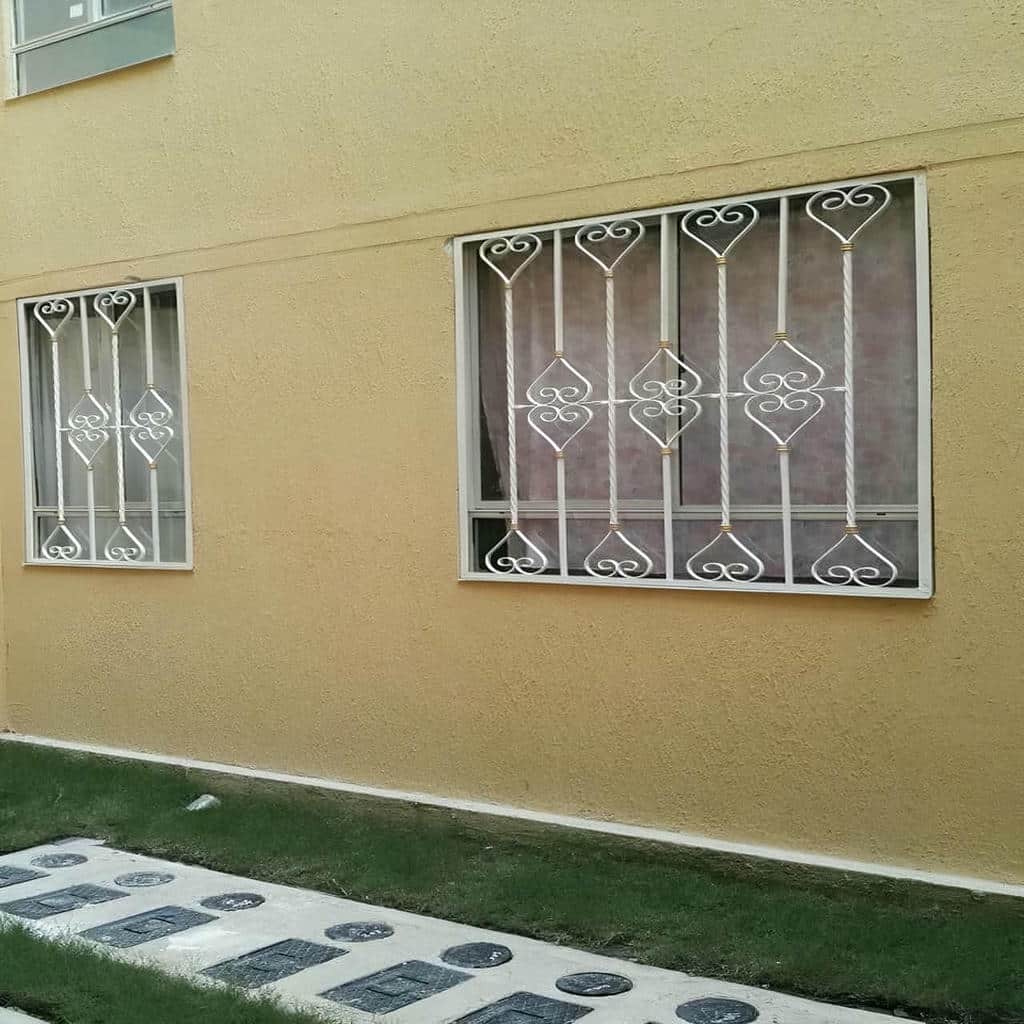 قیمت حفاظ پنجره آهنی ساده در بندر انزلی