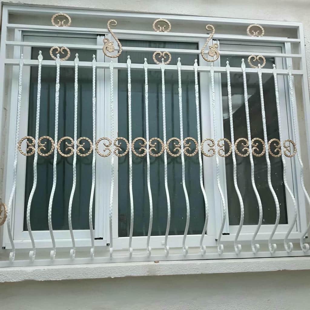 نصب حفاظ پنجره مربعی در بندر لنگه