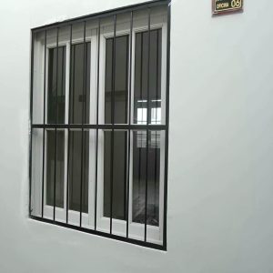 حفاظ پنجره در کمال شهر