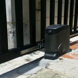 جک درب پارکینگ در اصفهان