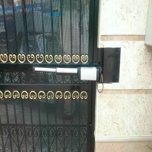 جک درب پارکینگ در ایرانشهر
