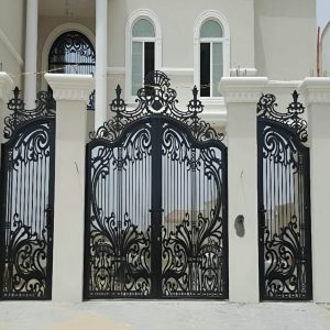 درب حیاط در یزد