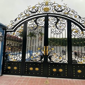 درب حیاط در شهریار