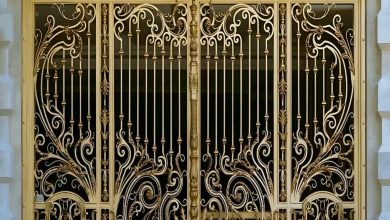 درب حیاط در همدان