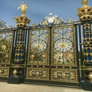 درب حیاط در خرم آباد