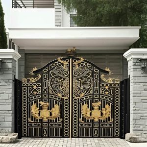 درب حیاط در قشم