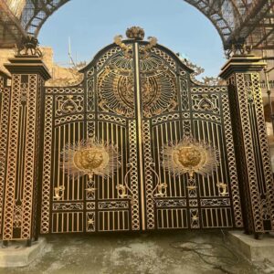 درب حیاط در ایرانشهر
