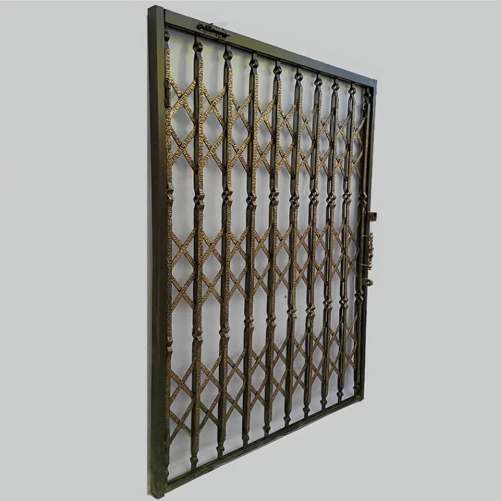 قیمت درب آکاردئونی سه گل تسمه بر اساس