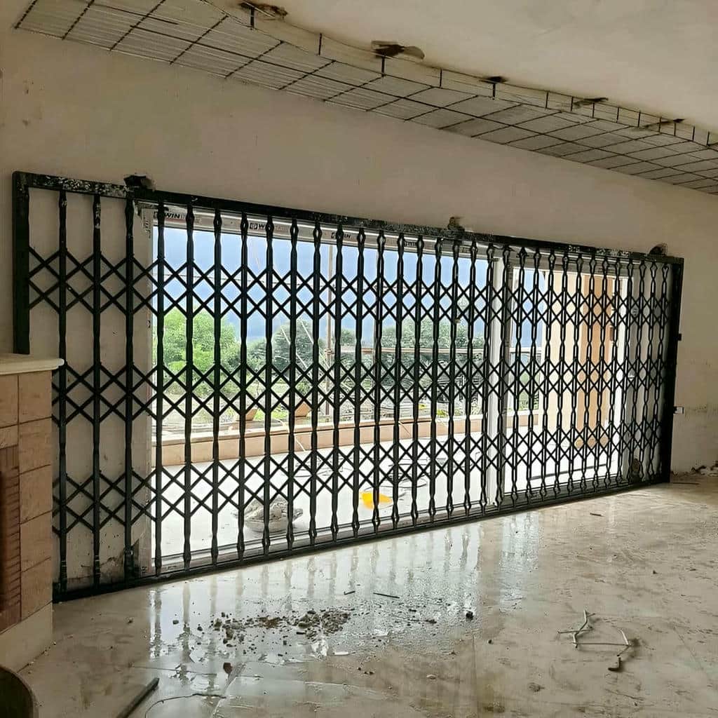 خدمات تعمیر درب آکاردئونی برای واحد اداری و رگلاژ ریل