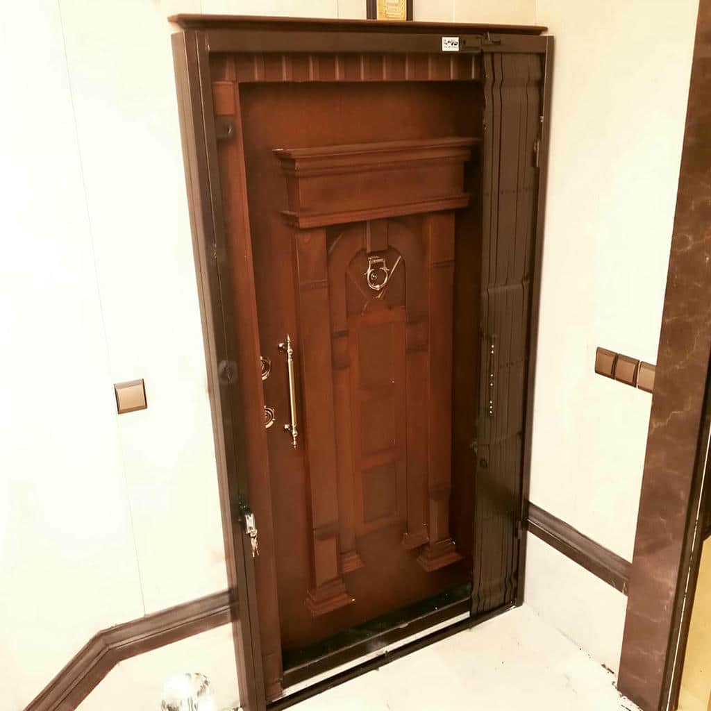 درب آکاردئونی برای واحد اداری با قفل کتابی