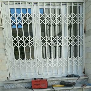ویژگی های درب آکاردئونی استاندارد برای انتخاب مدل مقاوم و مطمئن