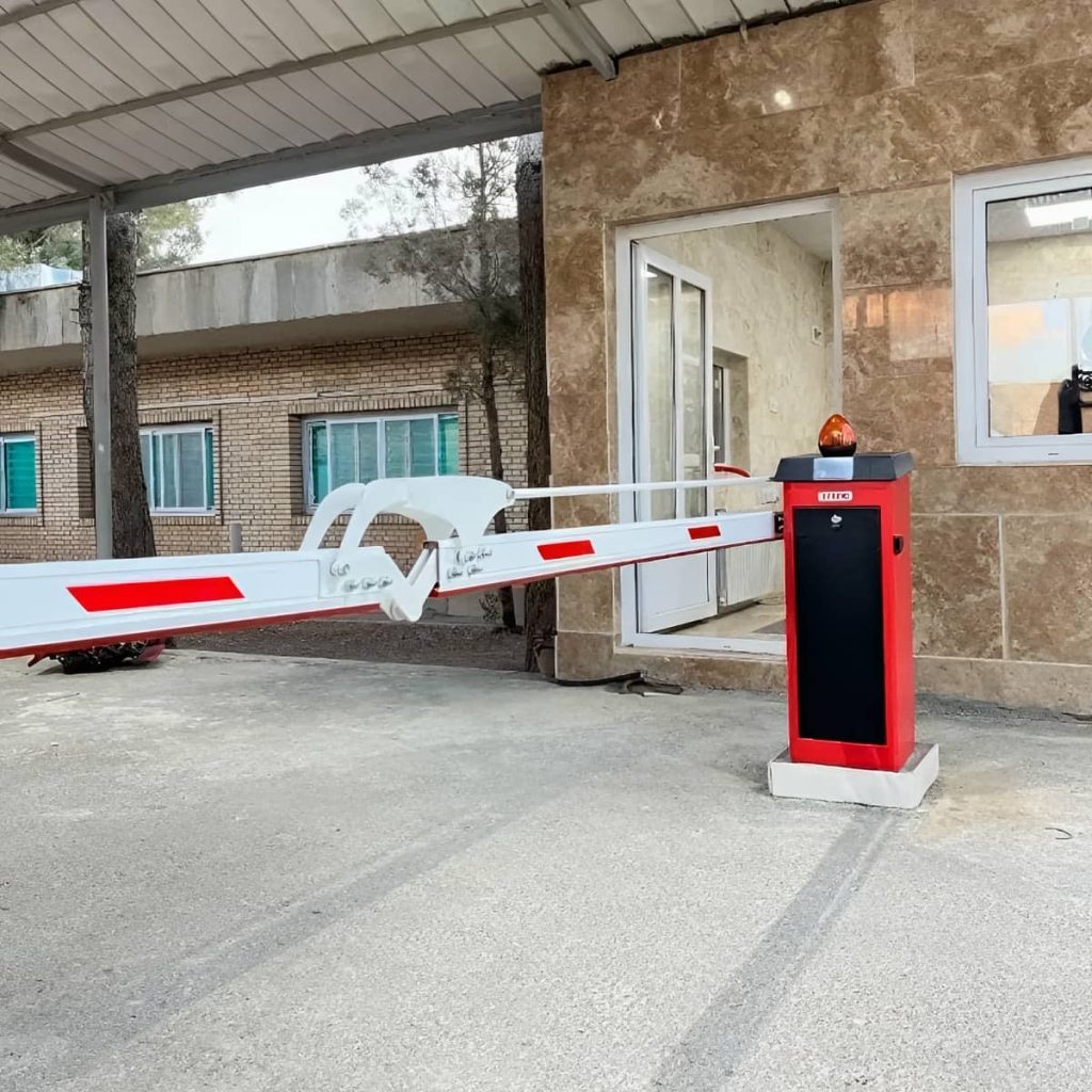 نصب راهبند الکترومکانیک کم تردد با پایه تراز