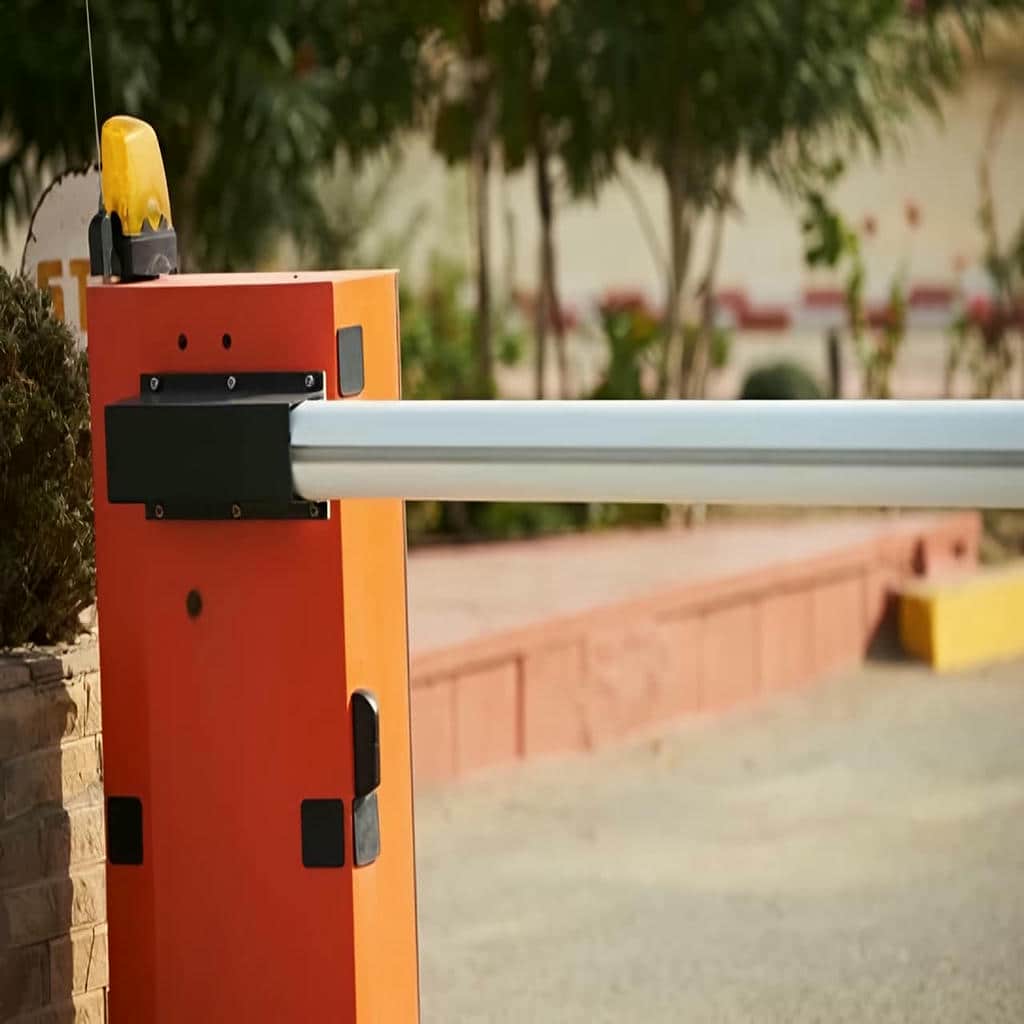 سفارش فتوسل راهبند ایمنی خودرو برای پارکینگ