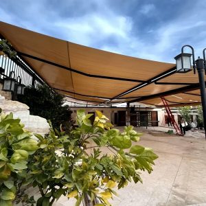 مقایسه سایبان برقی و دستی