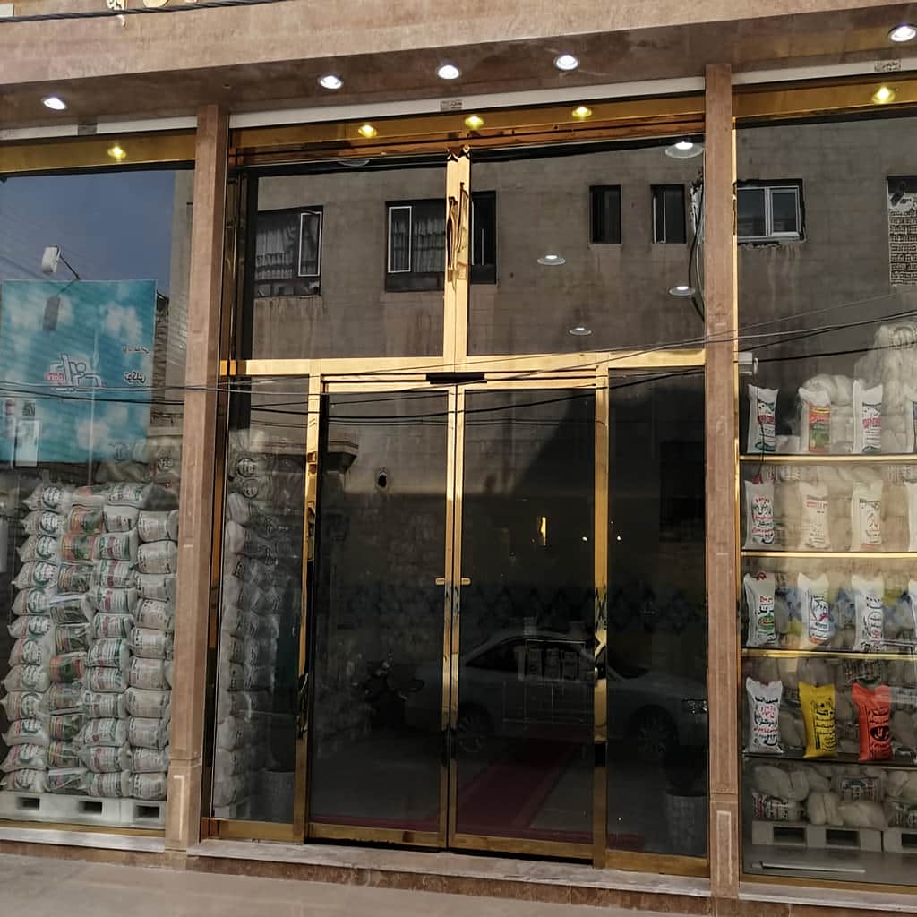 قیمت درب شیشه ای تلسکوپی بر اساس ابعاد ورودی