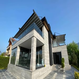 سقف برقی حیاط مقاوم