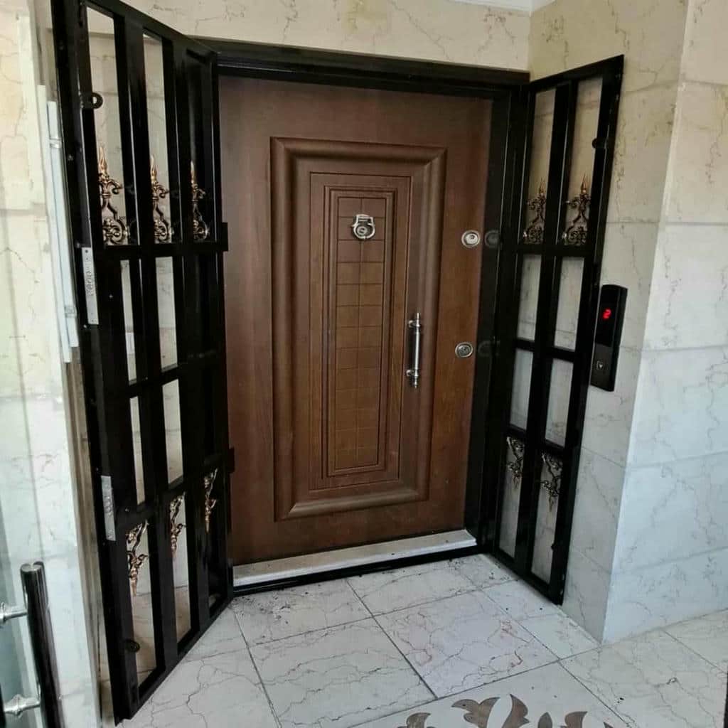 درب آکاردئونی ضد سرقت با فریم مقاوم دور کار