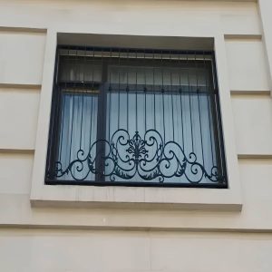 خرید حفاظ پنجره ساده مدرن و فرفورژه برای انتخاب مدل مناسب ساختمان