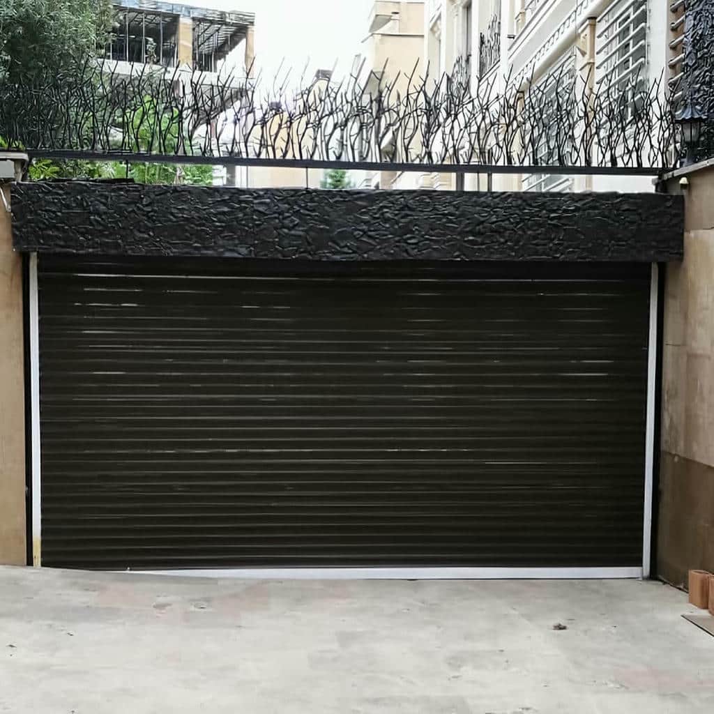 اجرای درب کرکره ای پارکینگ اتوماتیک برای مجتمع